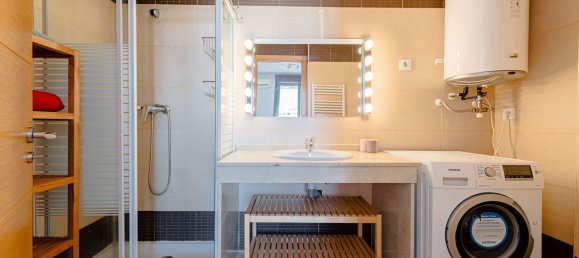 1 bedroom Duplex in Madrid, Spain No. 175668 16