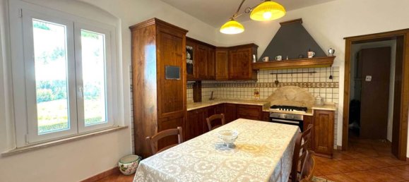 Apartamento de 8 divisões em Cecina, Italy N.º 229335 32