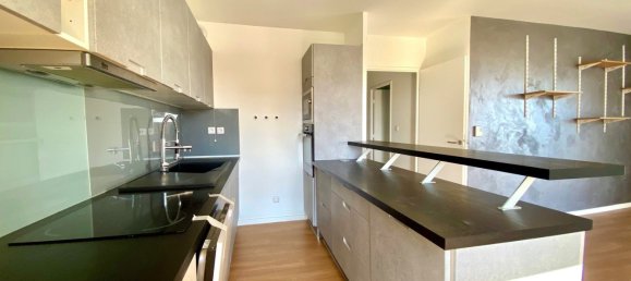 2 bedrooms Apartment in Evry, France No. 118529 10