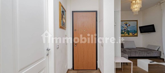 2 bedrooms Apartment in Milan, Italy No. 356304 2