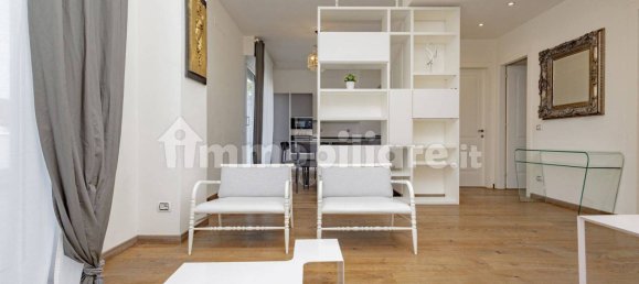2 bedrooms Apartment in Milan, Italy No. 356304 9