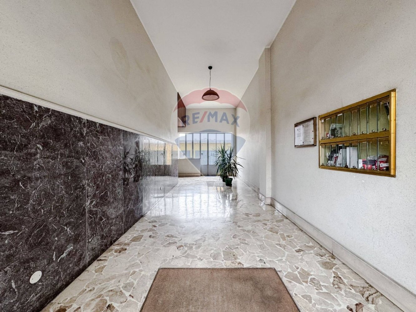 2 bedrooms Apartment in Vercelli, Italy No. 92760