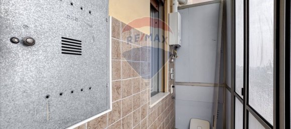 2 bedrooms Apartment in Vercelli, Italy No. 92760 9