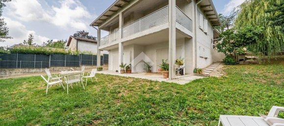 3 Schlafzimmer Villa in Viano, Italy, Nr. 278828 3