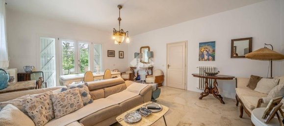 3 Schlafzimmer Villa in Viano, Italy, Nr. 278828 15