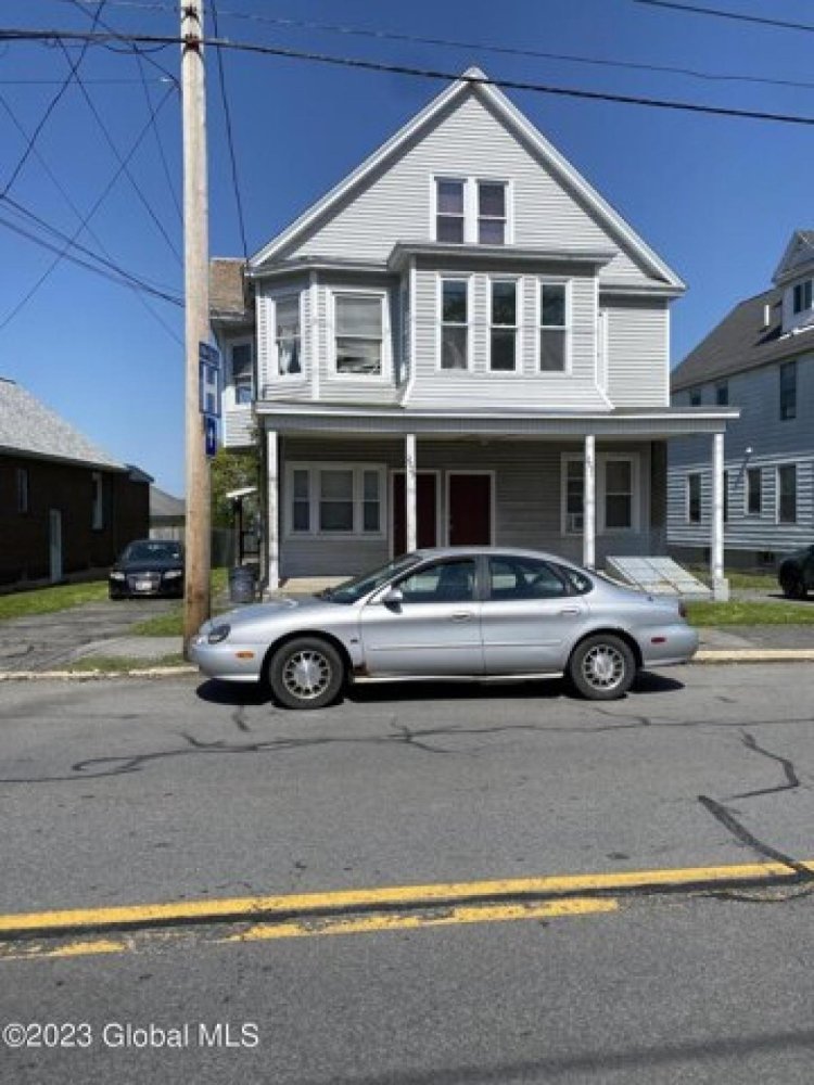 6 bedrooms House in Schenectady, USA No. 420567