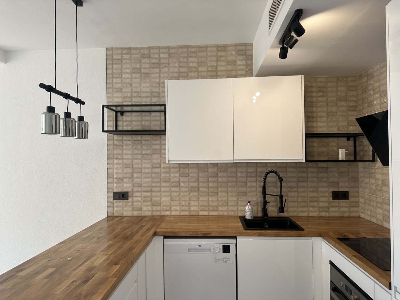 Apartamento T3 em Marbella, Spain N.º 33748