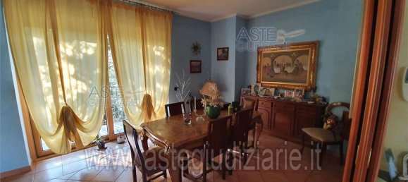 8 rooms Apartment in Frosinone, Italy No. 32414 23