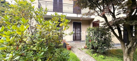 3 Schlafzimmer Villa in Besana in Brianza, Italy, Nr. 288997 8