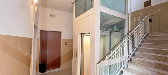 Apartamento de 3 habitaciónes en Molfetta, Italy No. 24797 6