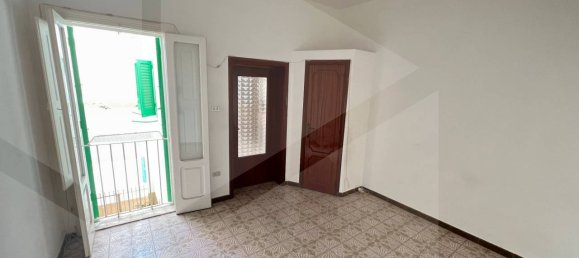Apartamento de 3 habitaciónes en Molfetta, Italy No. 24797 19