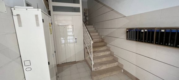 Apartamento de 3 habitaciónes en Molfetta, Italy No. 24797 4