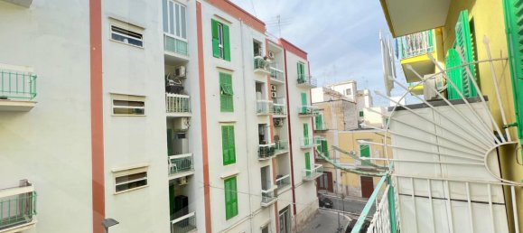 Apartamento de 3 habitaciónes en Molfetta, Italy No. 24797 10