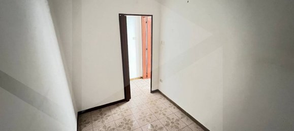 Apartamento de 3 habitaciónes en Molfetta, Italy No. 24797 15