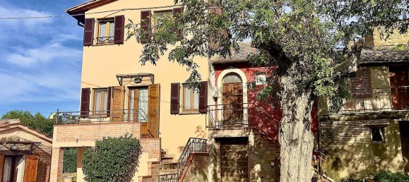 6 rooms Villa in Città della Pieve, Italy No. 56033 16