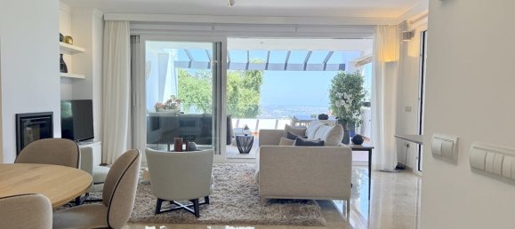 3 bedrooms Apartment in Marbella, Spain No. 47737 4