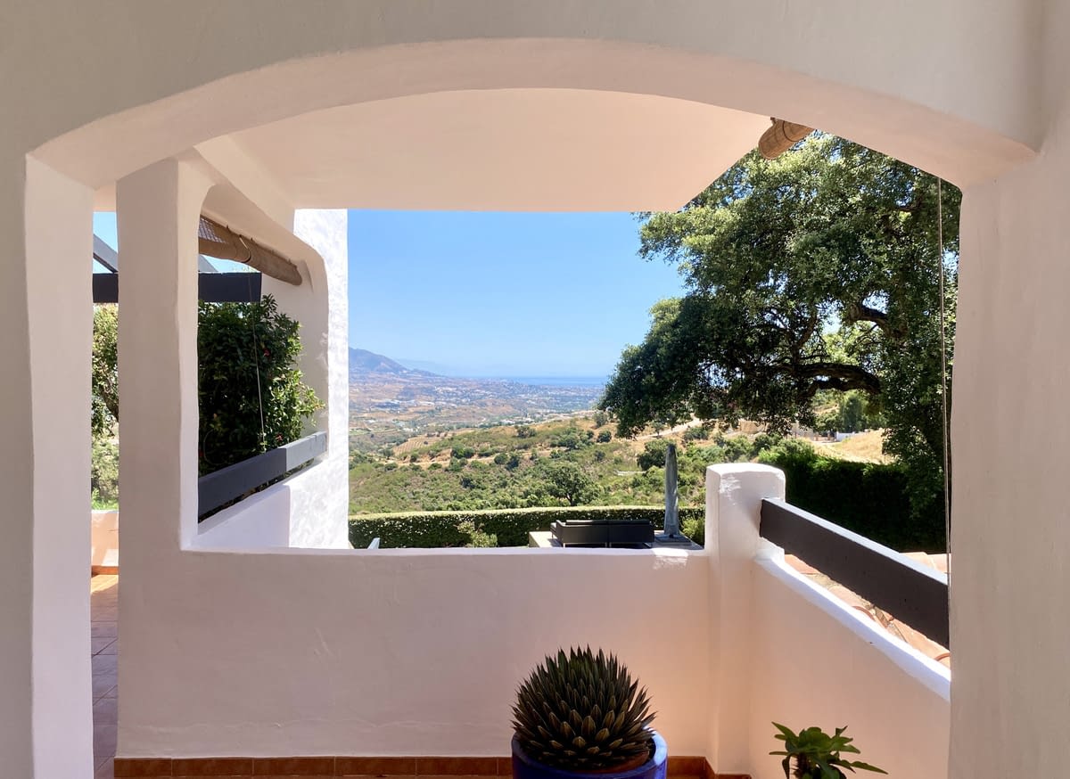 3 bedrooms Apartment in Marbella, Spain No. 47737