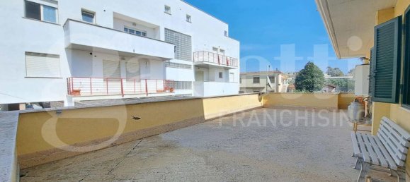 Apartamento de 3 habitaciónes en Ardea, Italy No. 41171 4