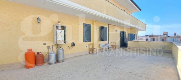 Apartamento de 3 habitaciónes en Ardea, Italy No. 41171 2