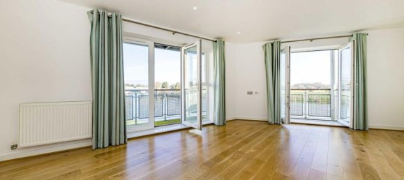 2 bedrooms Apartment in Chertsey, United Kingdom No. 10199 2