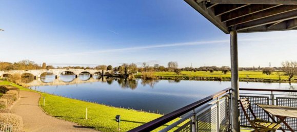 2 bedrooms Apartment in Chertsey, United Kingdom No. 10199 8