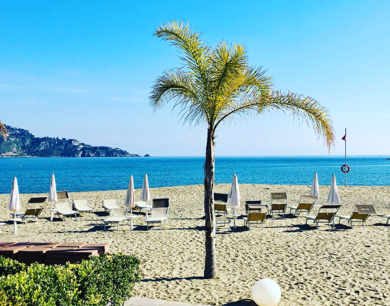 Пентхаус с 2 спальнями в Джардини-Наксос, Италия № 156281