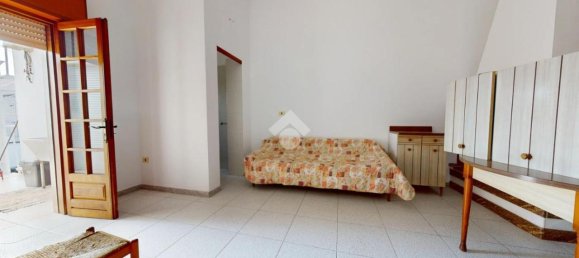 3 rooms House in Latiano, Italy No. 25648 46