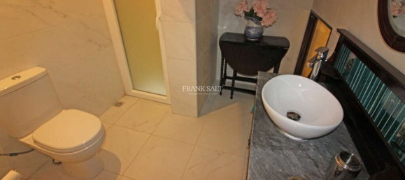 Adosado de 4 dormitorios en Balzan, Malta No. 11205 11