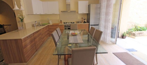 Adosado de 4 dormitorios en Balzan, Malta No. 11205 2