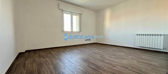 4 bedrooms House in Carpi, Italy No. 61137 14