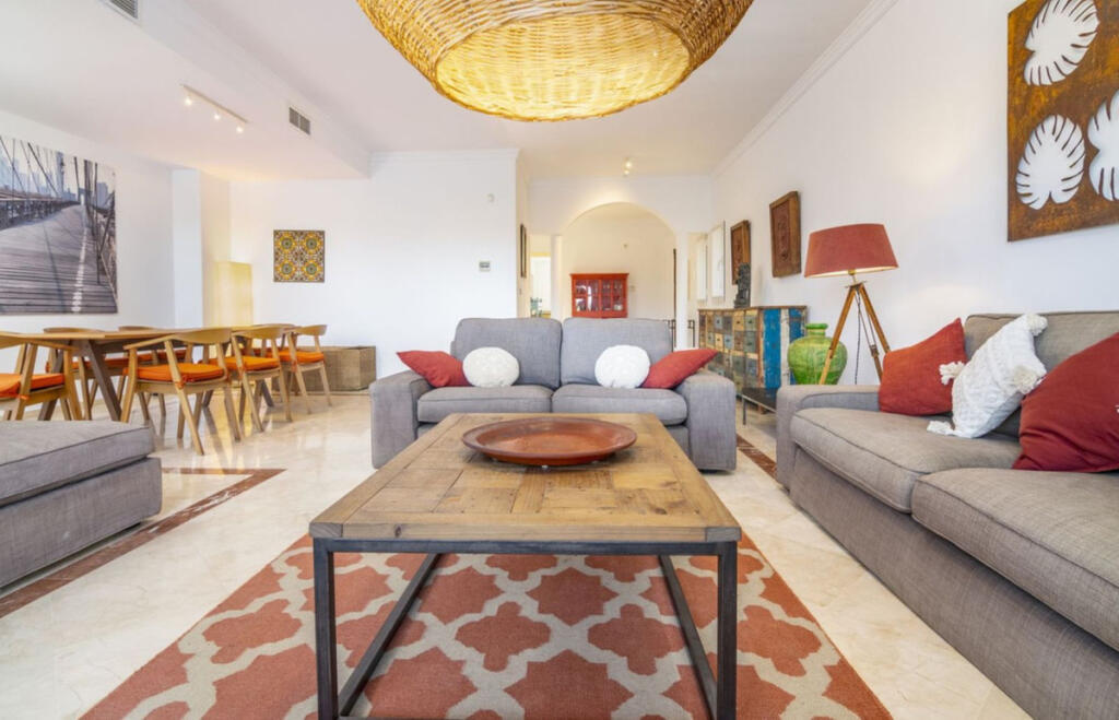 3 bedrooms Apartment in Cadiz, Spain No. 186579