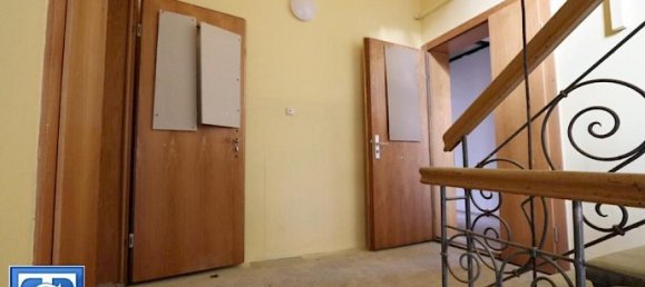 Здание с 20 комнатами в Plauen, Германия № 78901 29