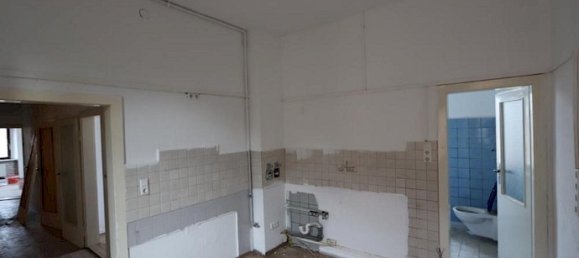 Здание с 20 комнатами в Plauen, Германия № 78901 6