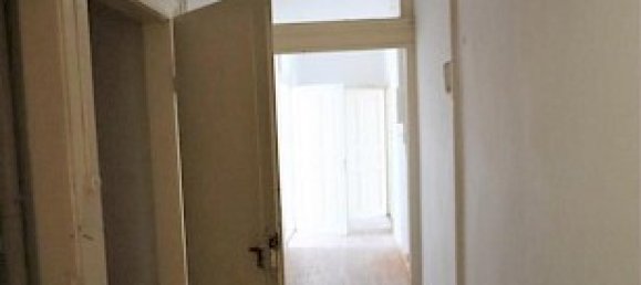 Здание с 20 комнатами в Plauen, Германия № 78901 18