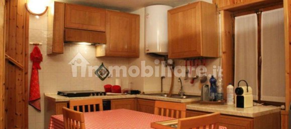 4غرفة شقة في Antey Saint Andre, Italy رقم 340000 10