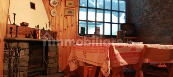 4غرفة شقة في Antey Saint Andre, Italy رقم 340000 4