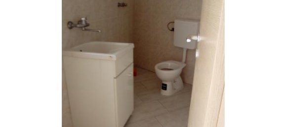 3-salle Appartement à Bronte, Italy No. 252375 6