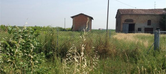 7 rooms House in San Prospero, Italy No. 114814 8