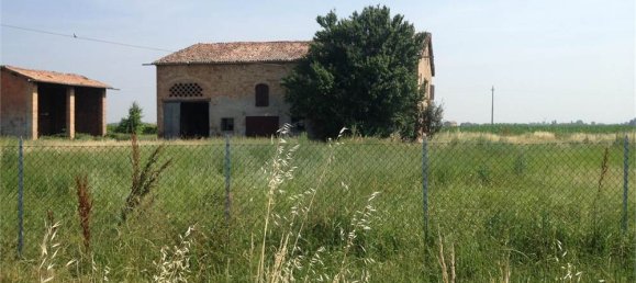 7 rooms House in San Prospero, Italy No. 114814 10