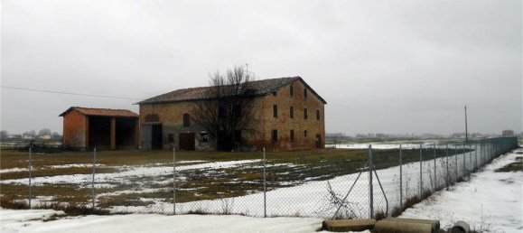 7 rooms House in San Prospero, Italy No. 114814 13