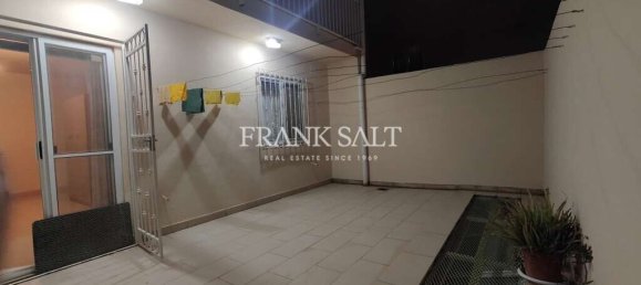 3 bedrooms Apartment in San Gwann, Malta No. 10983 10