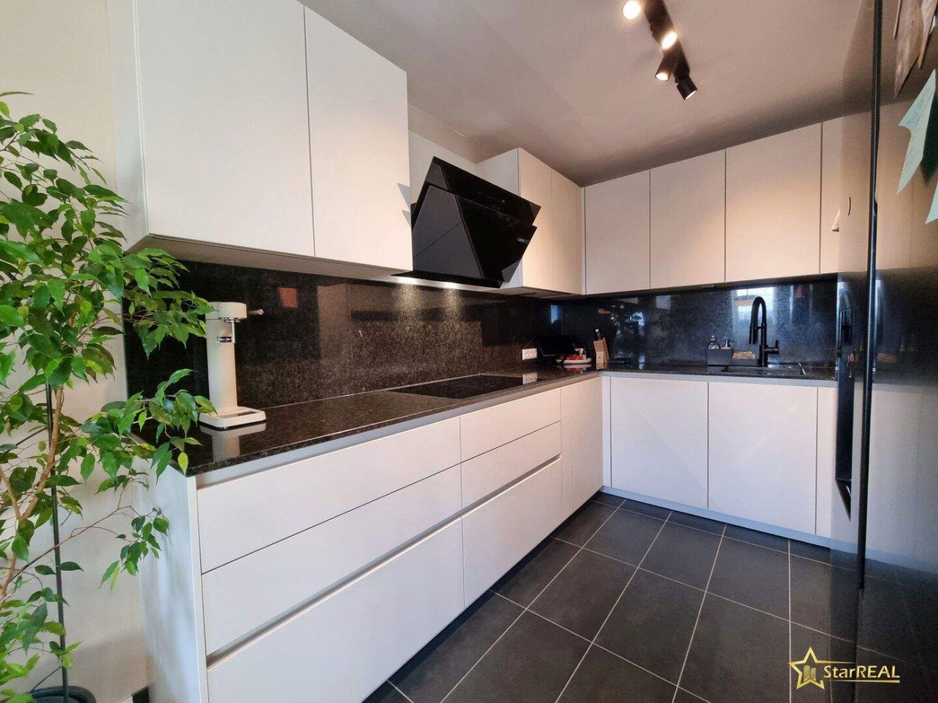 4-salle Penthouse à Liesing, Austria No. 143876