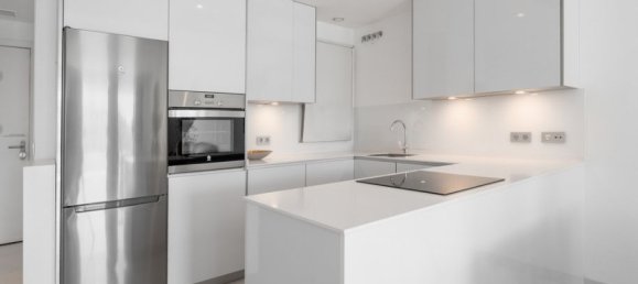 2 chambres Appartement à Estepona, Spain No. 230818 5