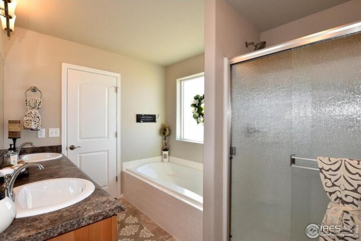 4 bedrooms House in Windsor, USA No. 399267