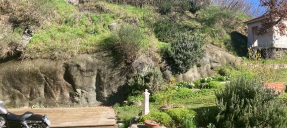 4-Zimmer Haus in Varano de' Melegari, Italy, Nr. 54754 10