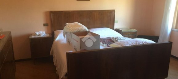 4-Zimmer Haus in Varano de' Melegari, Italy, Nr. 54754 6