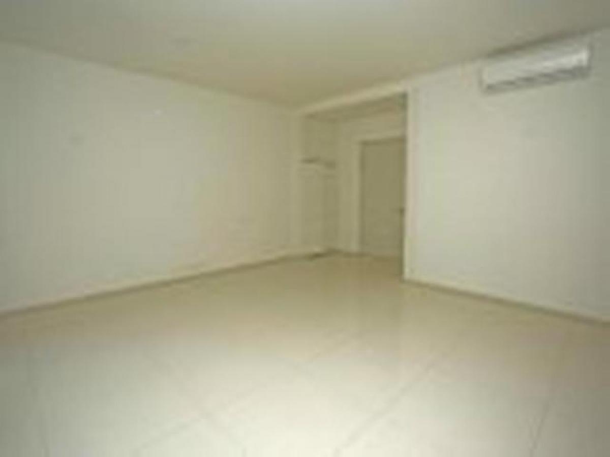 4 bedrooms House in Gurgaon, India No. 42737