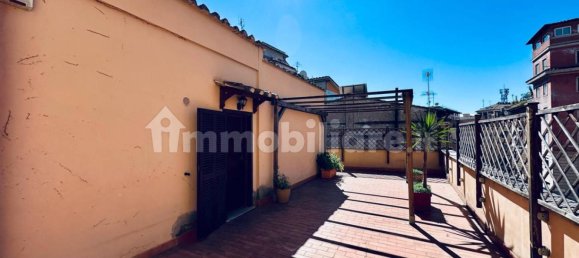 1 bedroom Penthouse in Rome, Italy No. 61015 18