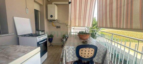 4 chambres Appartement à San Tammaro, Italy No. 331719 2