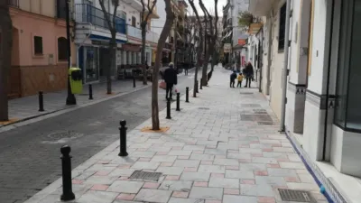 90m² Commercial property in Fuengirola, Spain No. 140380